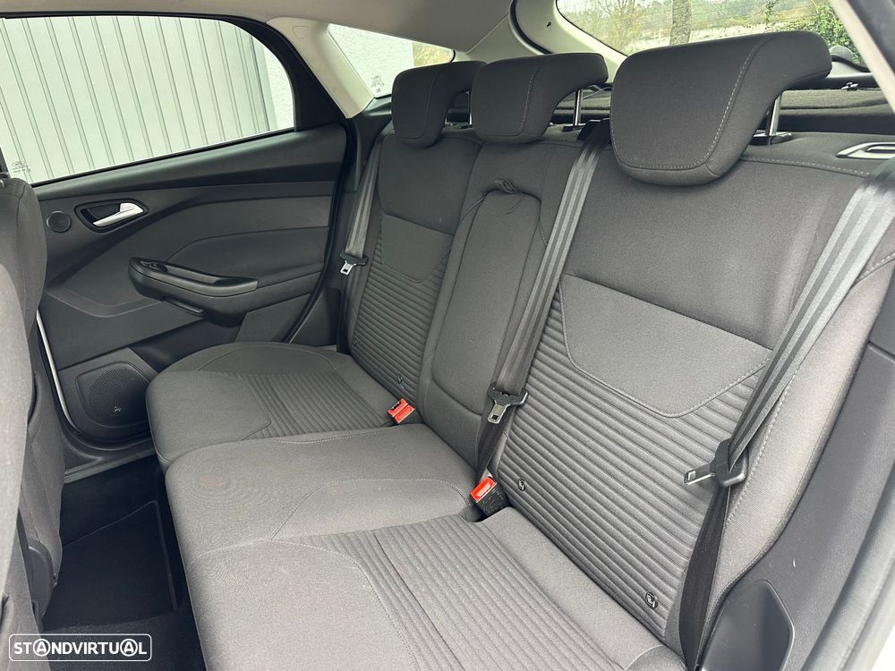 Ford Focus 1.5 TDCi Titanium - 12