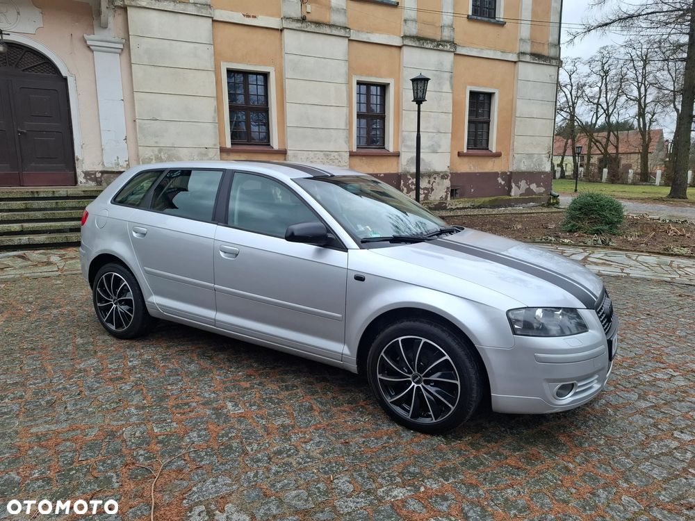 Audi A3 Sportback 1.4 TFSI Attraction - 2