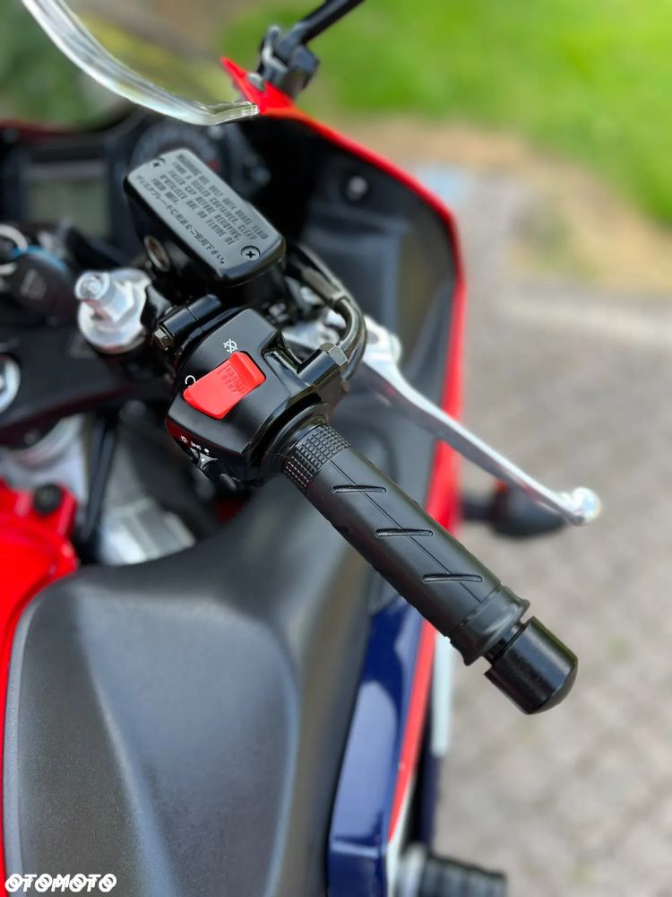 Honda CBR - 6