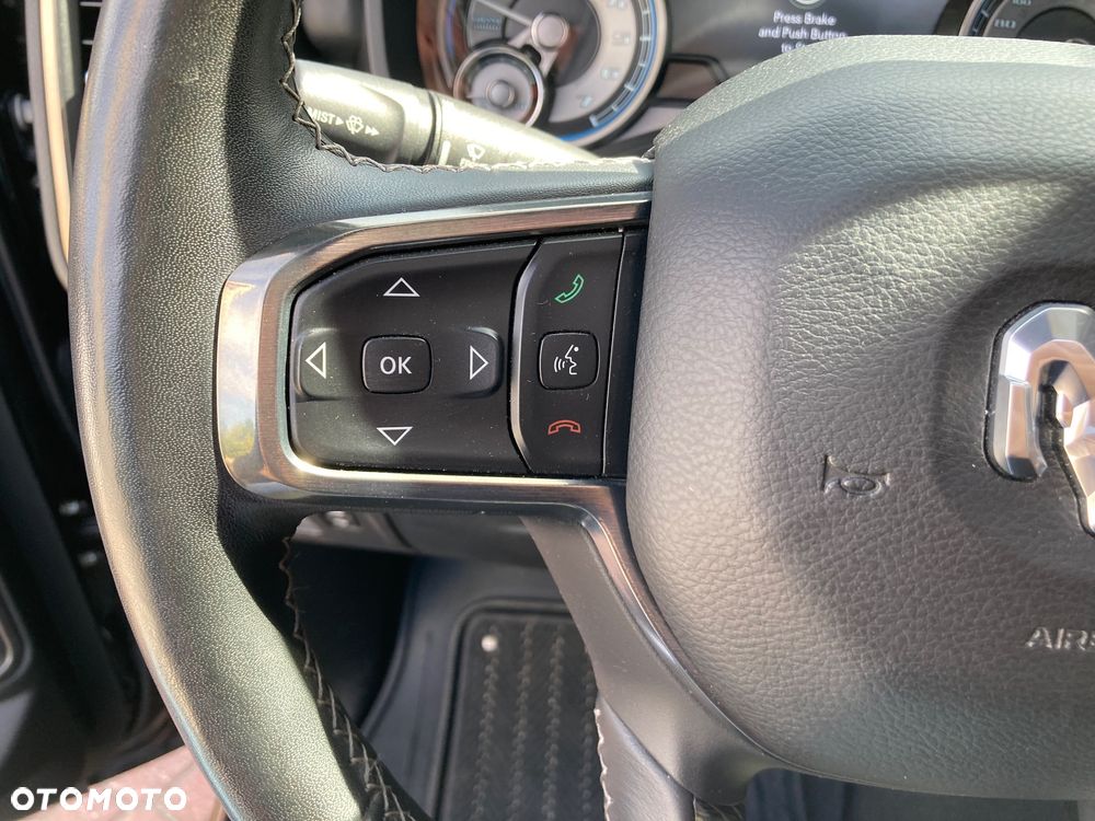 Dodge RAM 1500 5.7 4x4 - 39