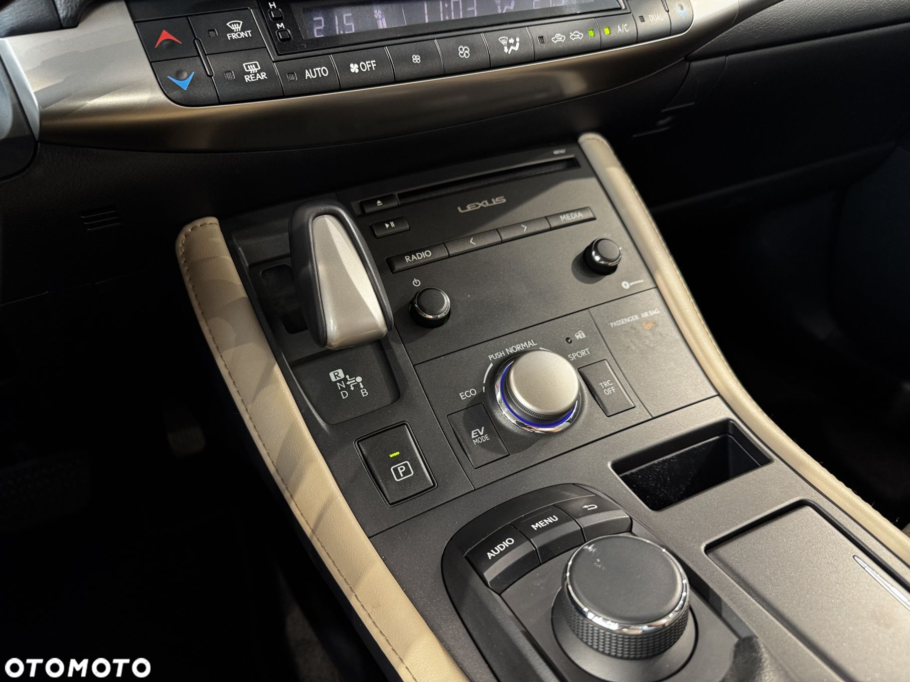 Lexus CT - 24