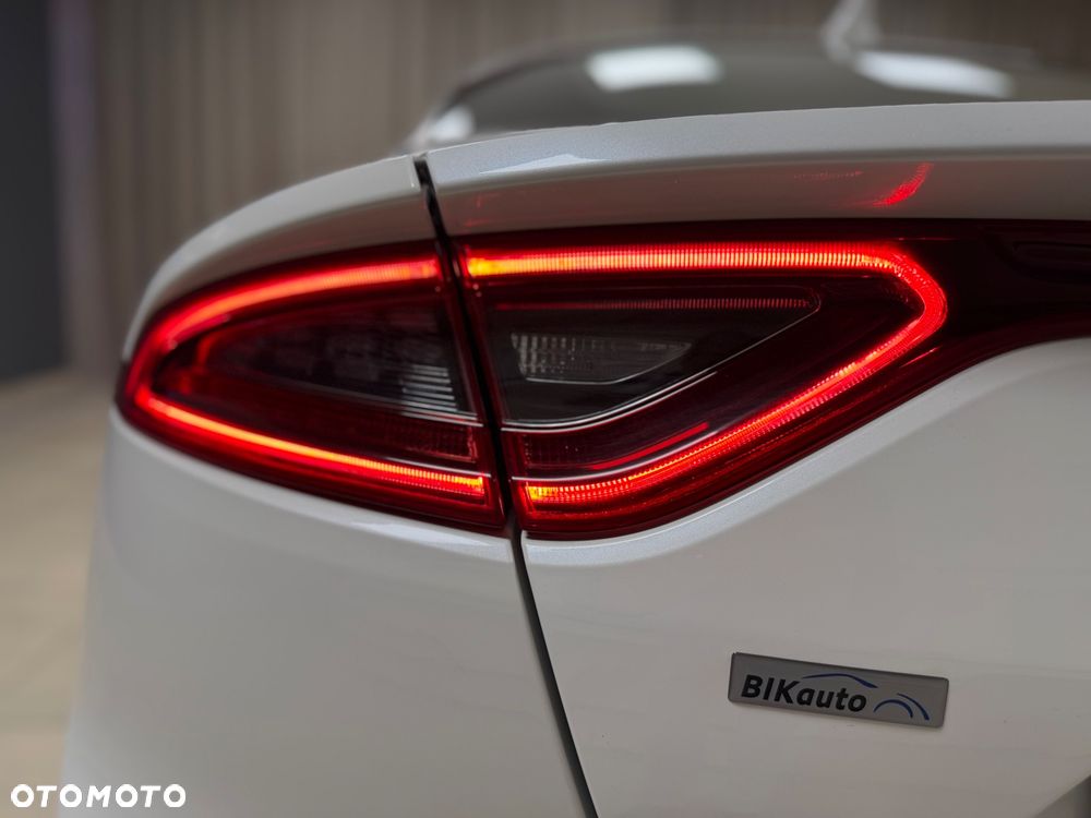 Kia Stinger 3.3 T-GDI V6 GT AWD - 39