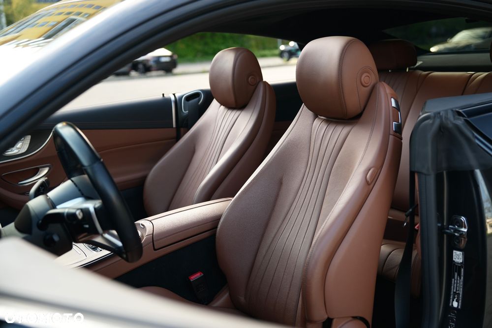 Mercedes-Benz Klasa E 220 d 4Matic 9G-TRONIC AMG Line - 26