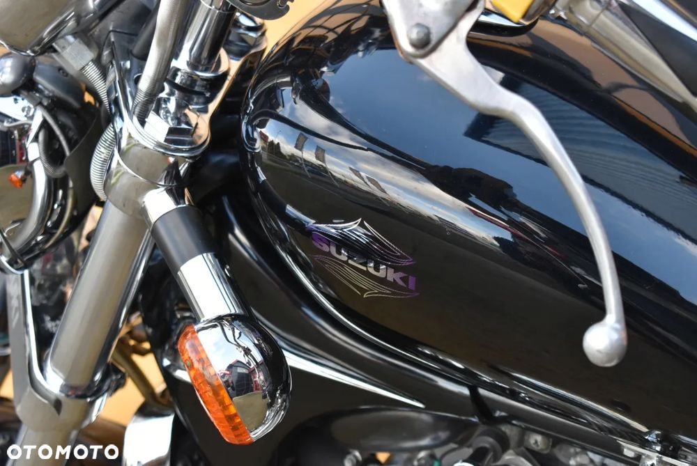 Suzuki Intruder - 20