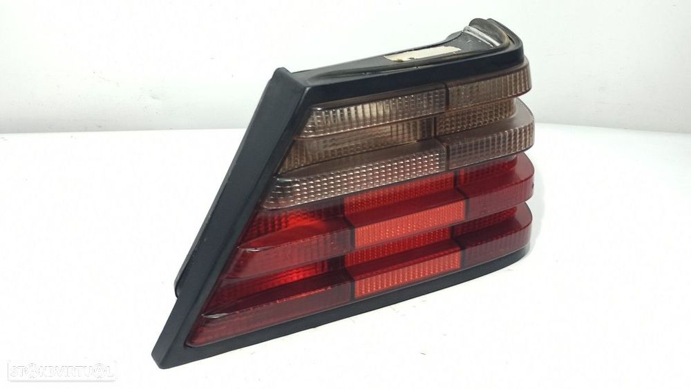 FAROLIM TRASEIRO DIREITO MERCEDES CLASE E (W124) BERLINA E 250 DIESEL (124.126) - 4