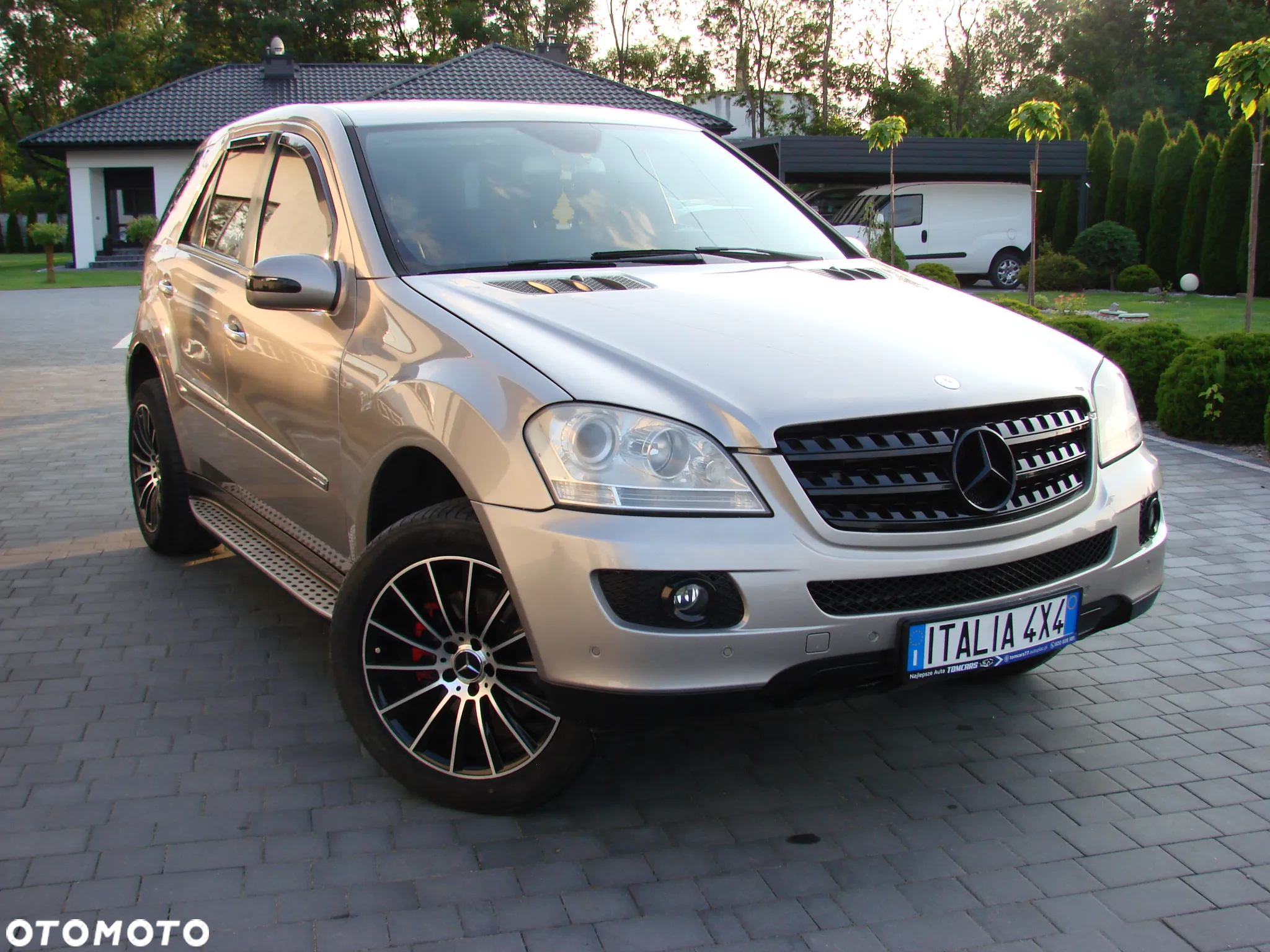 Mercedes-Benz ML - 6