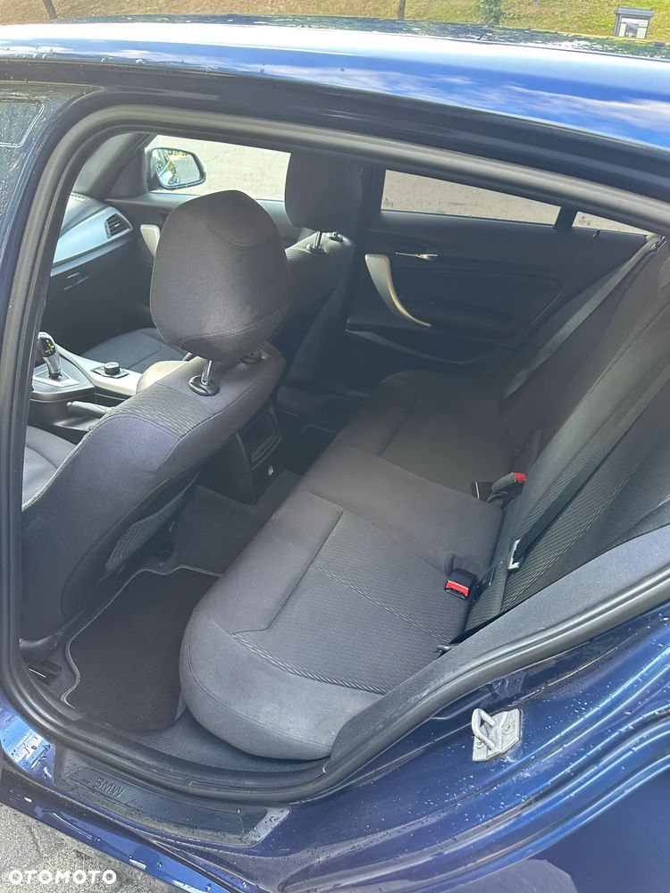 BMW Seria 1 125i - 5