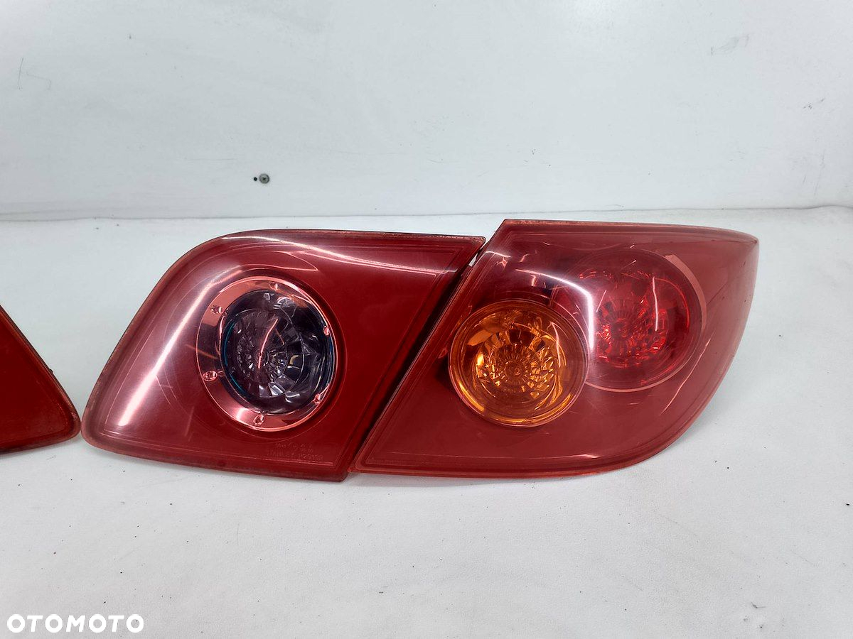 LAMPY TYŁ KOMPLET MAZDA 3 ( 99-09 ) P2912  P2913L  P2913R HATCHBACK - 3