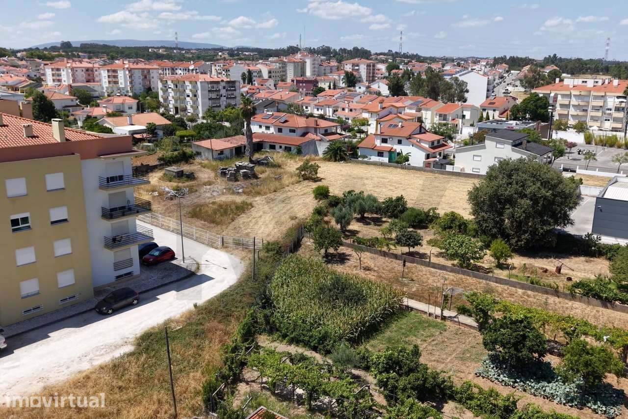Terreno Urbano com 4.324 m2 no Entroncamento | Excelente Oportunidade - Grande imagem: 4/17