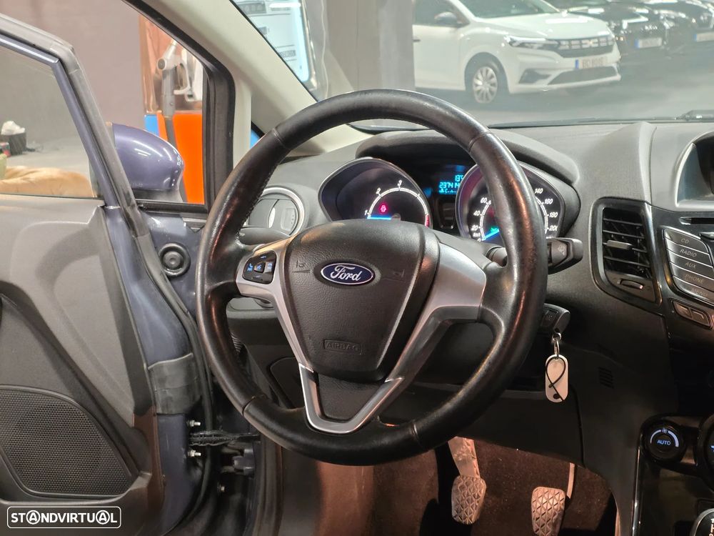 Ford Fiesta 1.6 TDCI Titanium - 13