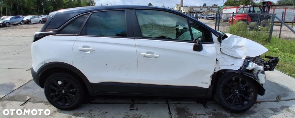 Opel Crossland X - 8