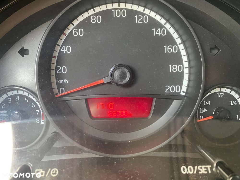 Volkswagen up! 1.0 move - 8