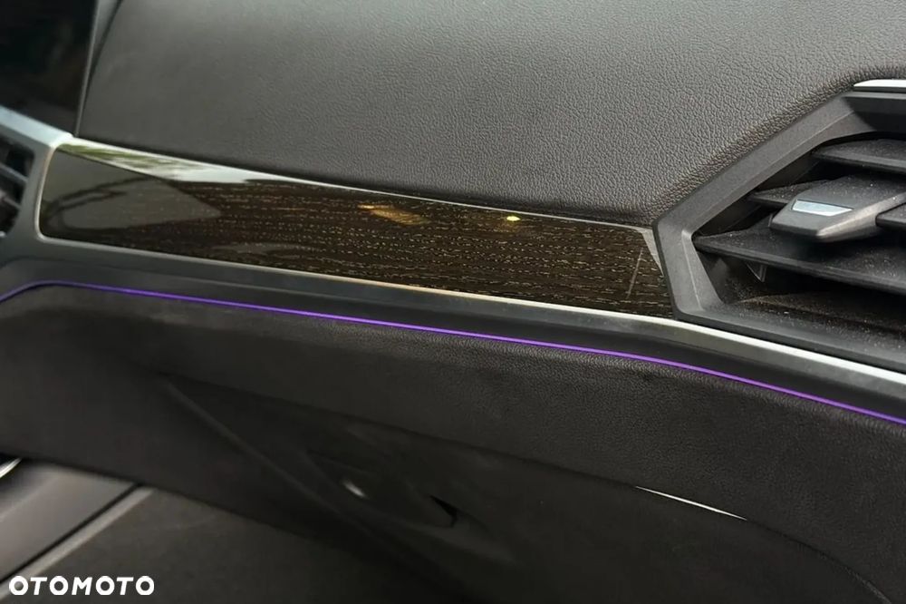 BMW Seria 3 - 22