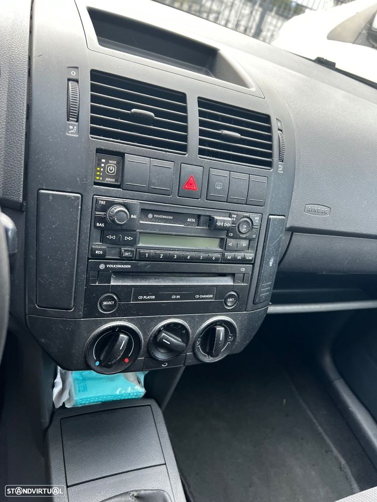VW Polo 1.2 - 12
