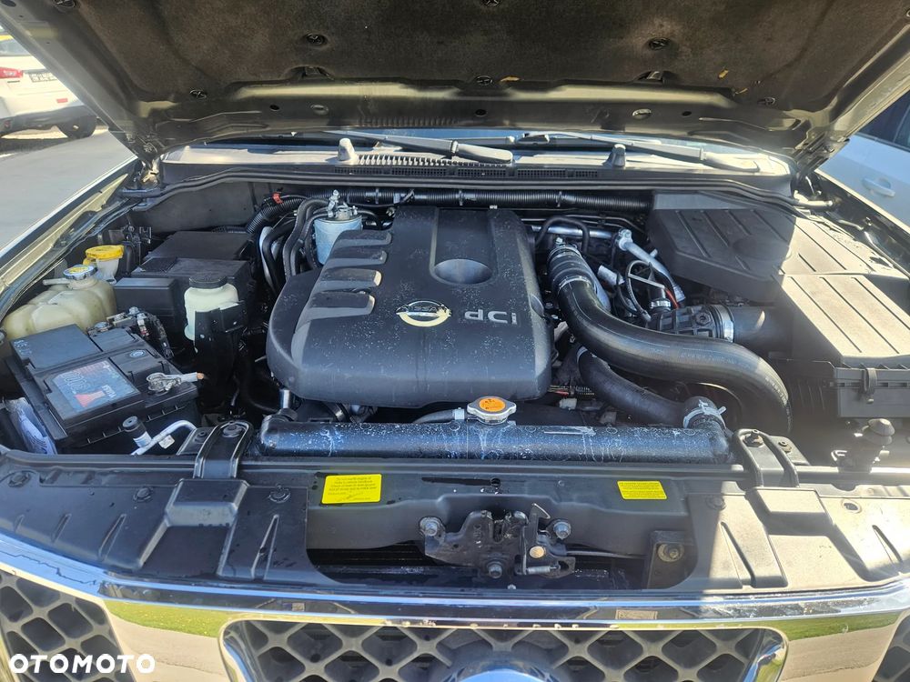 Nissan Pathfinder 2.5 DCi Platinum - 15