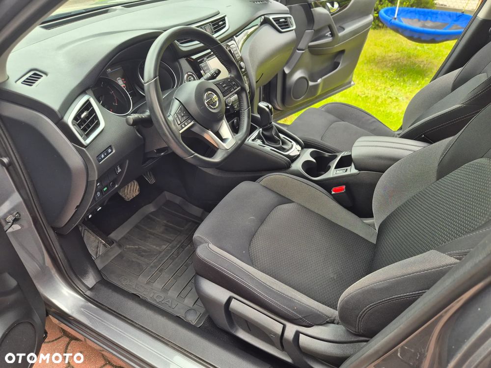 Nissan Qashqai 1.7 dCi 4x4 N-Connecta Xtronic - 23