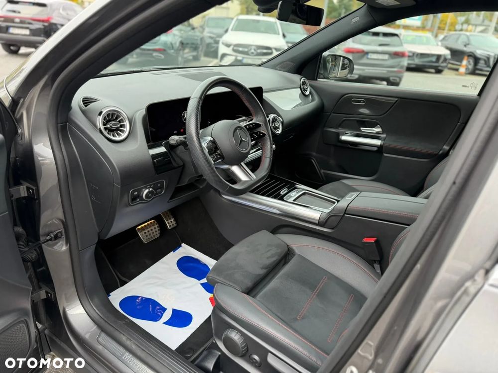 Mercedes-Benz GLA 250 e PHEV AMG Line 8G-DCT - 15