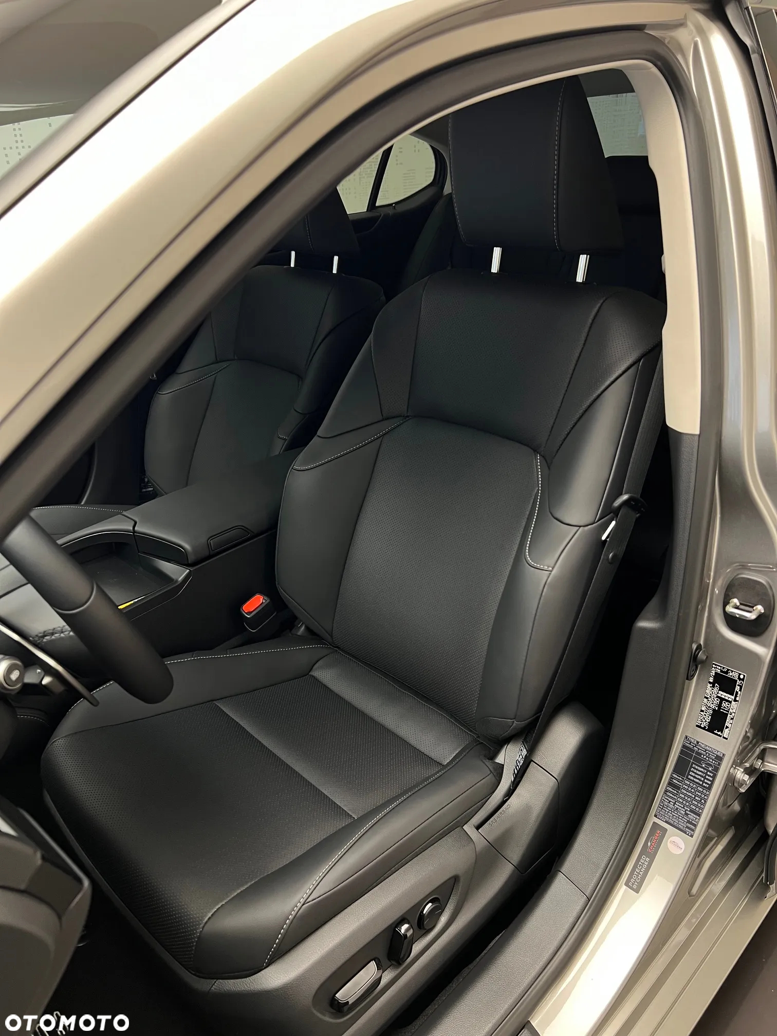 Lexus ES 300h Business Edition - 6