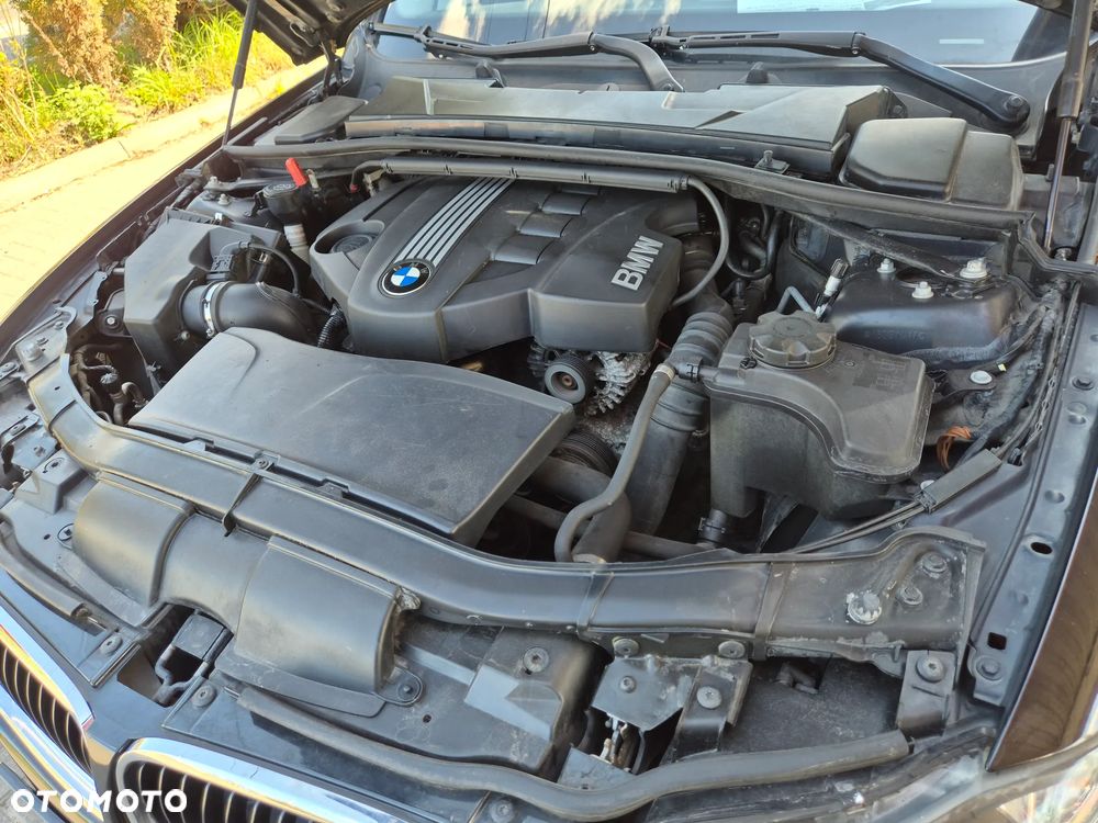 BMW Seria 3 320d - 38