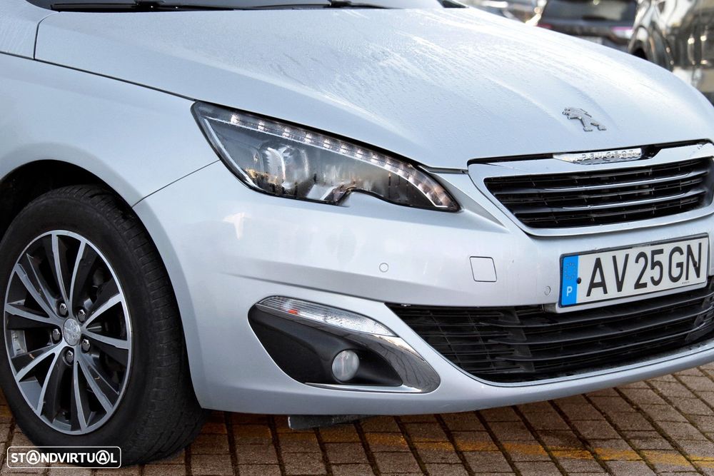 Peugeot 308 1.6 e-HDi Allure - 2