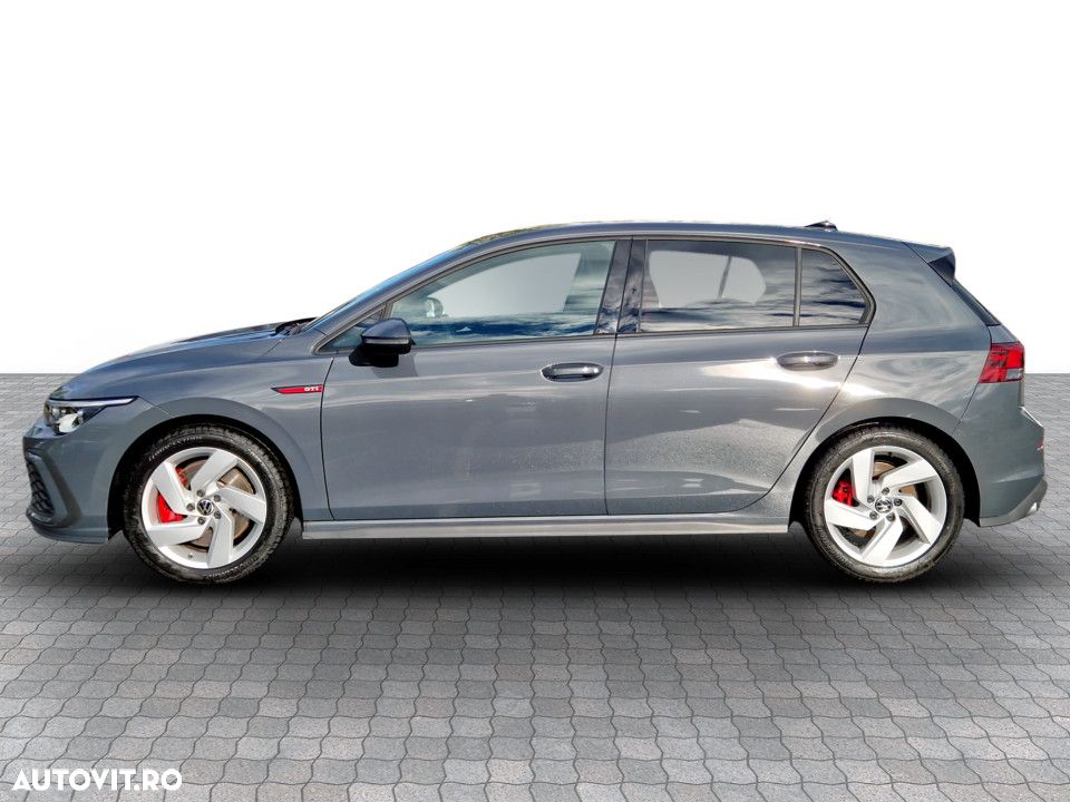 Volkswagen Golf 2023 photo 2