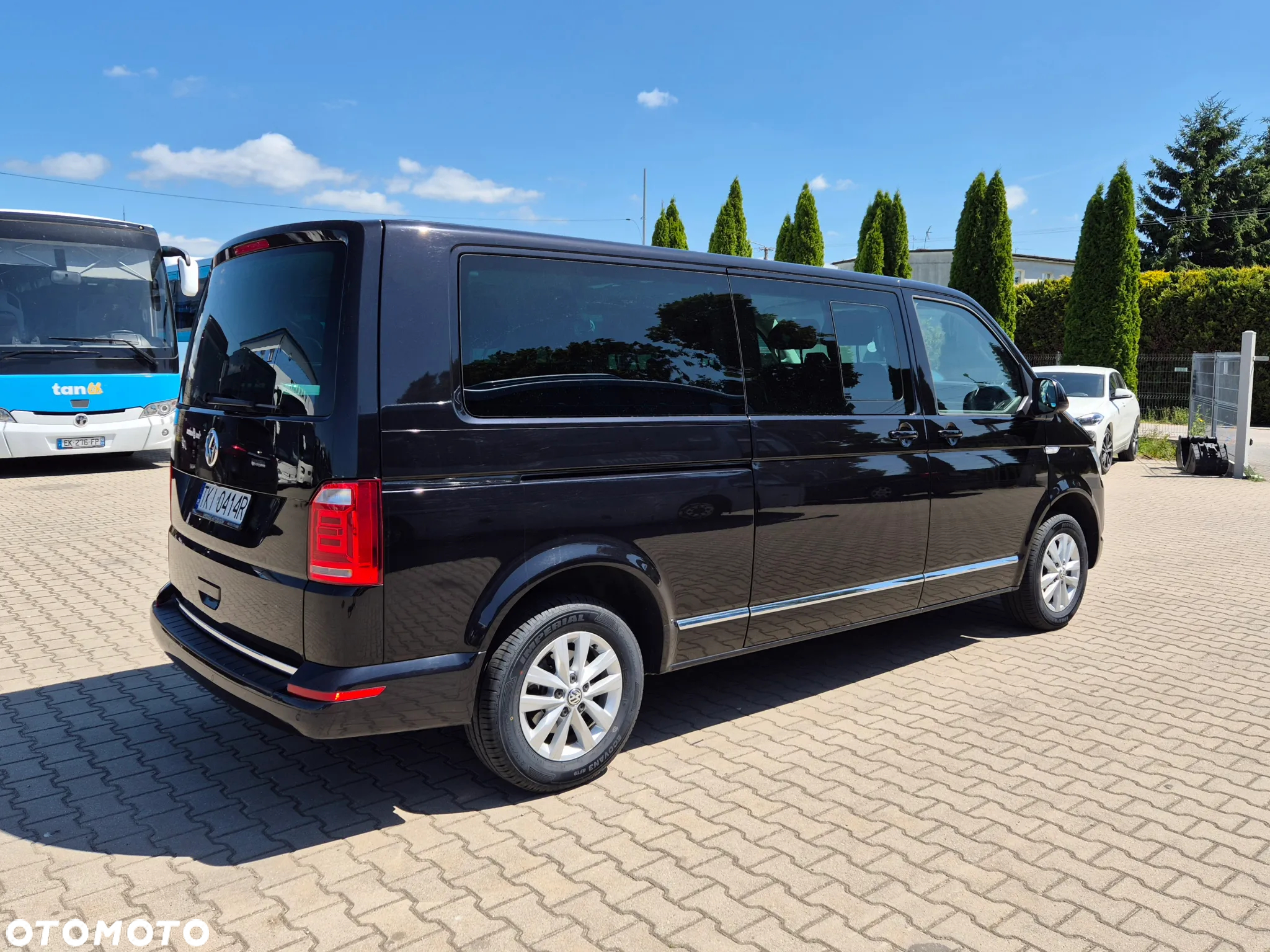 Volkswagen Caravelle 2.0 TDI L2 Highline DSG - 4