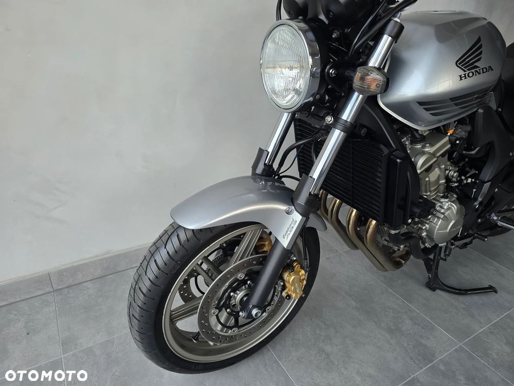Honda CBF - 22