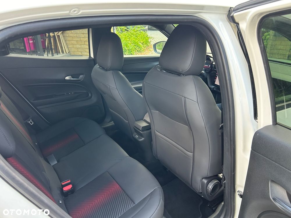 Alfa Romeo Junior 1.2 mHEV Sport Speciale eDCT - 19