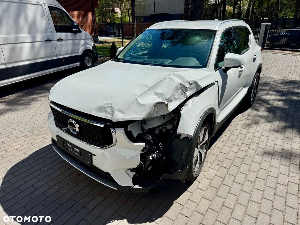 Volvo XC 40 B4 B Momentum Pro - 10