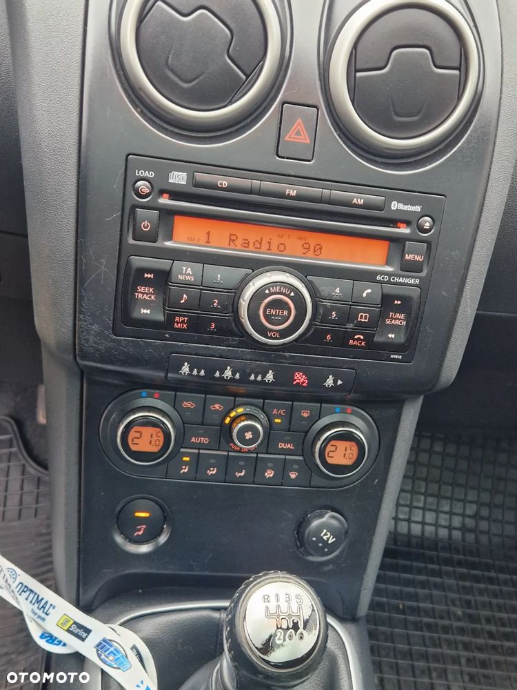 Nissan Qashqai 2.0 4 x 4 tekna - 12