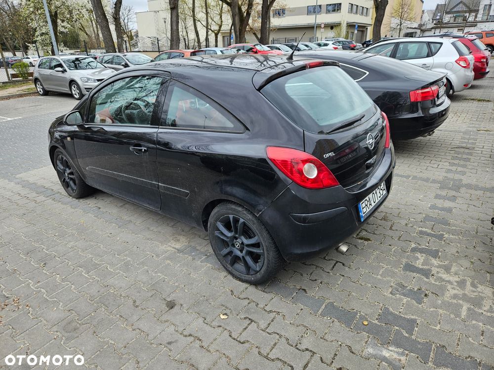 Opel Corsa 1.4 16V Sport - 7