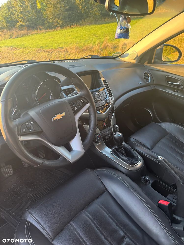 Chevrolet Cruze 1.4 T LT+ - 10