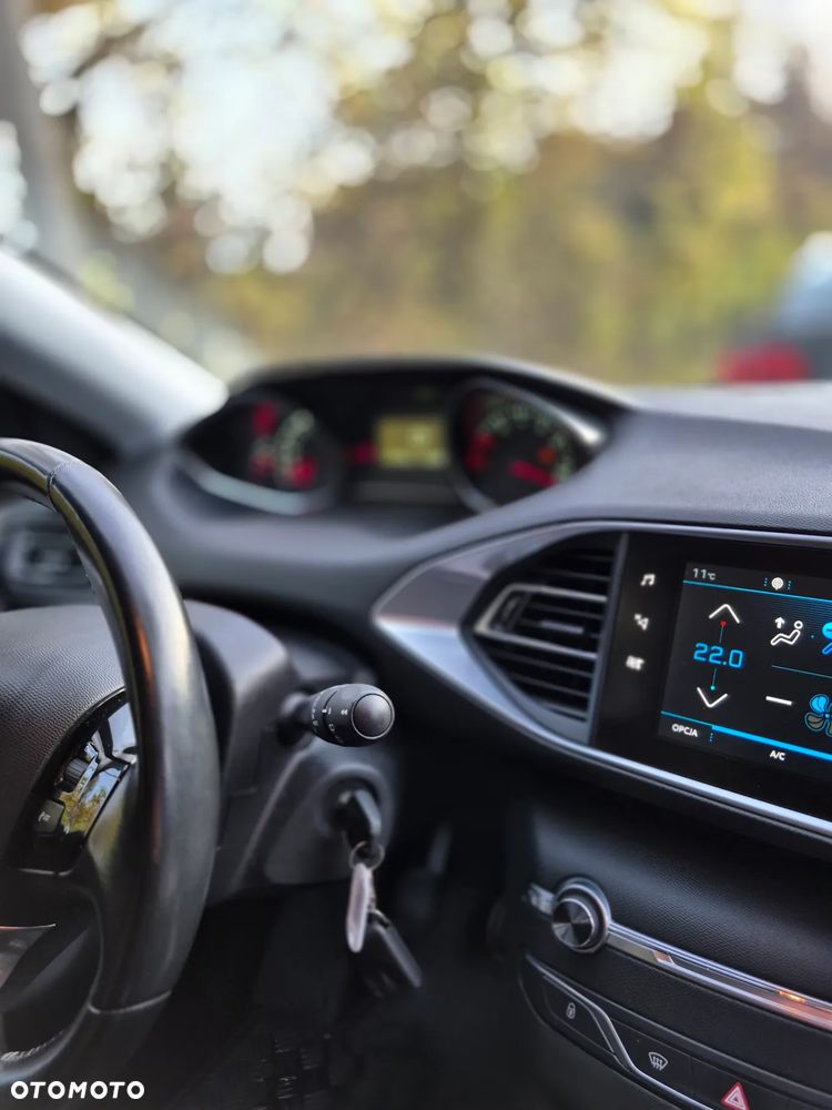 Peugeot 308 1.2 PureTech Active S&S - 16