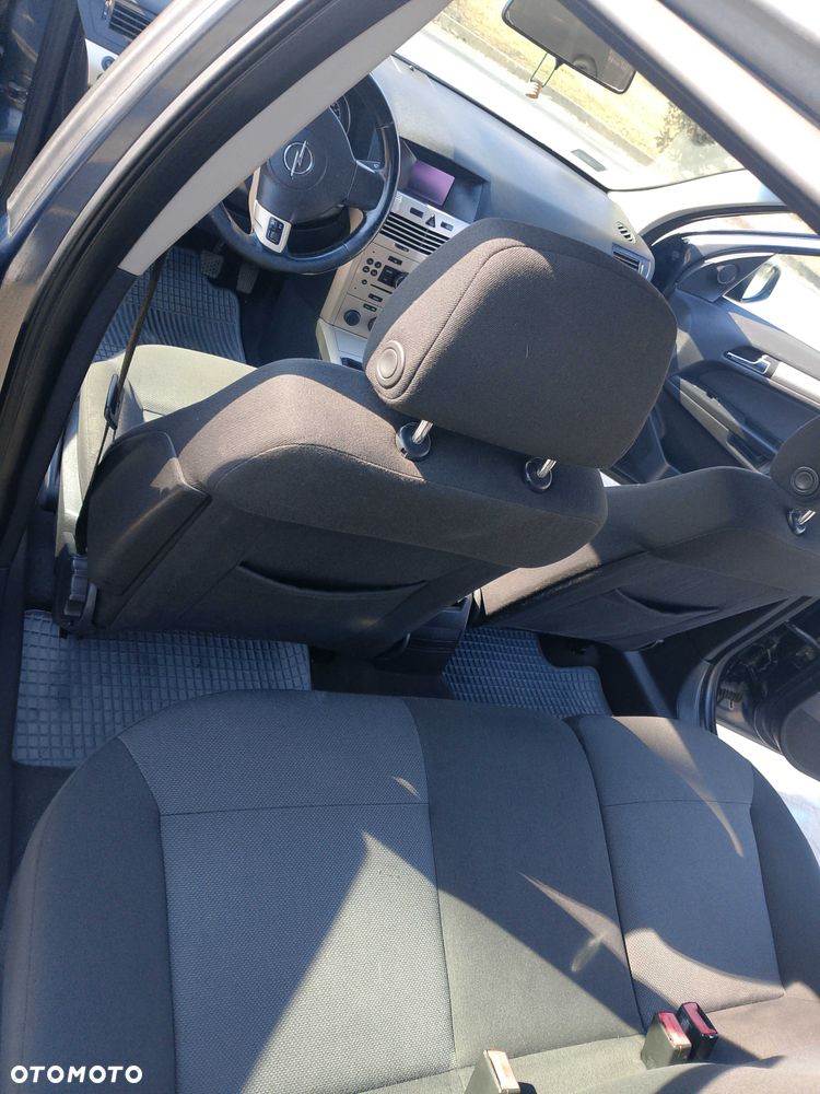 Opel Astra - 4
