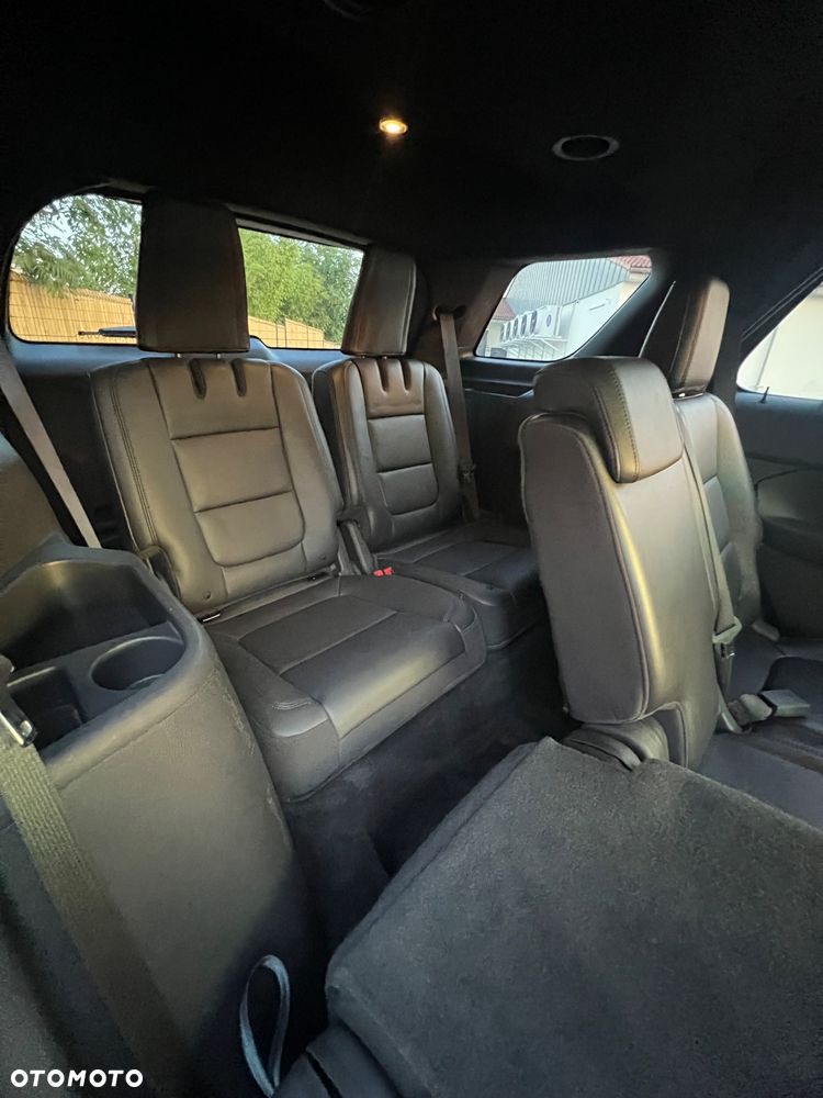 Ford Explorer - 15