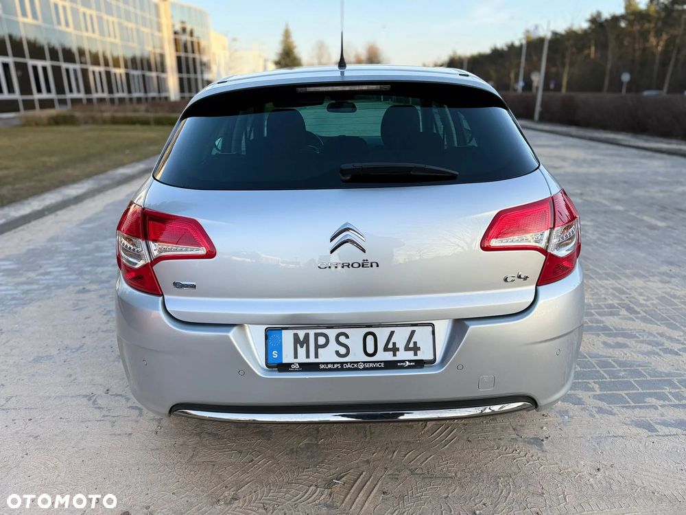 Citroën C4 e-HDi 115 Exclusive - 22