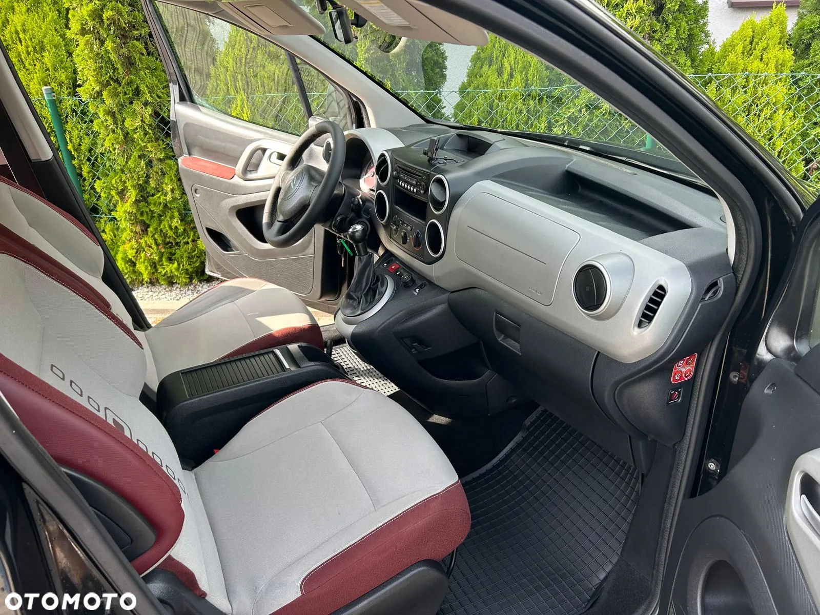 Citroën Berlingo 1.6 HDi 110 FAP Multispace Exclusive - 21