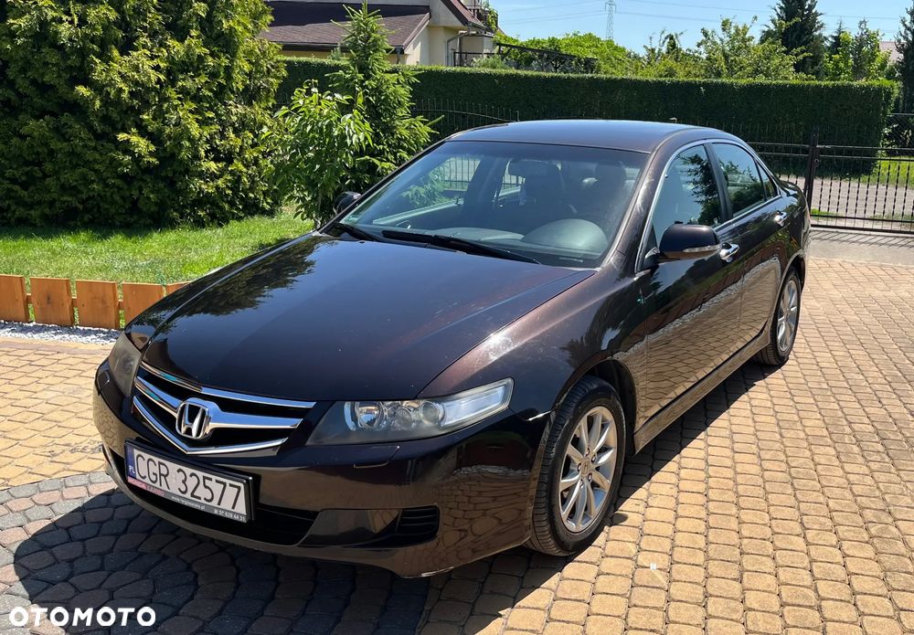 Honda Accord 2.0 Sport - 1