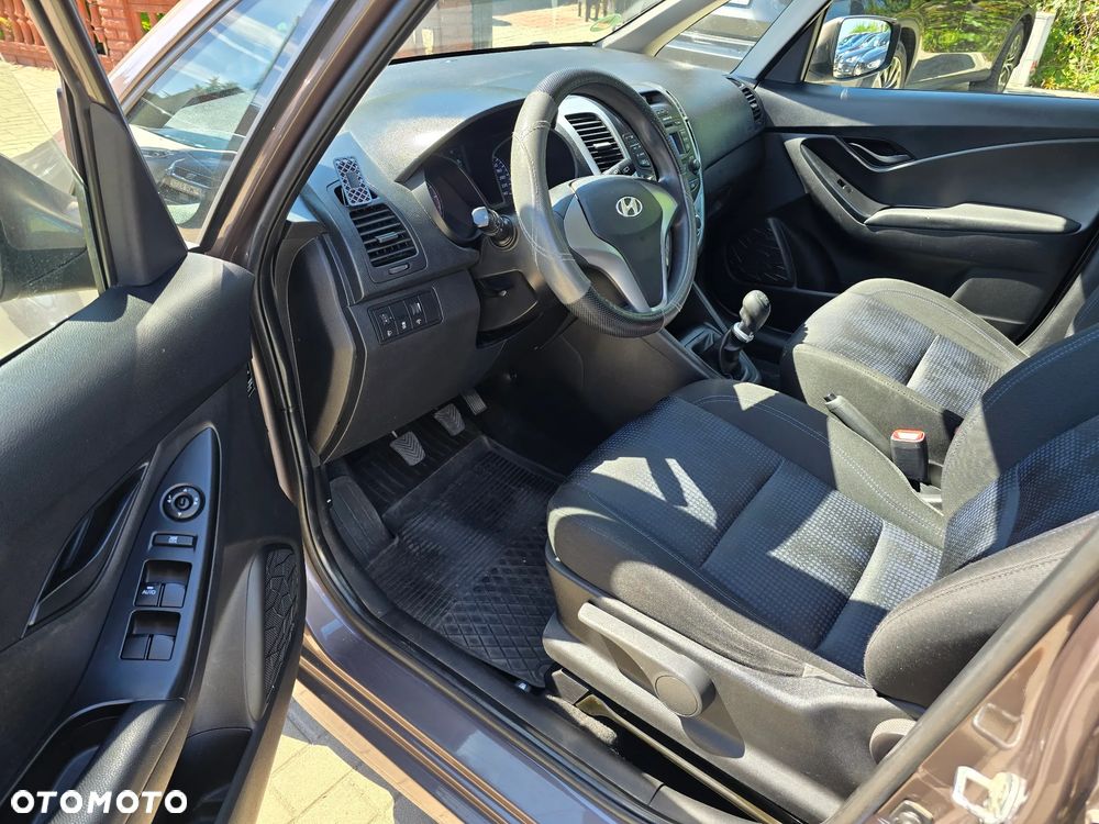 Hyundai ix20 - 8