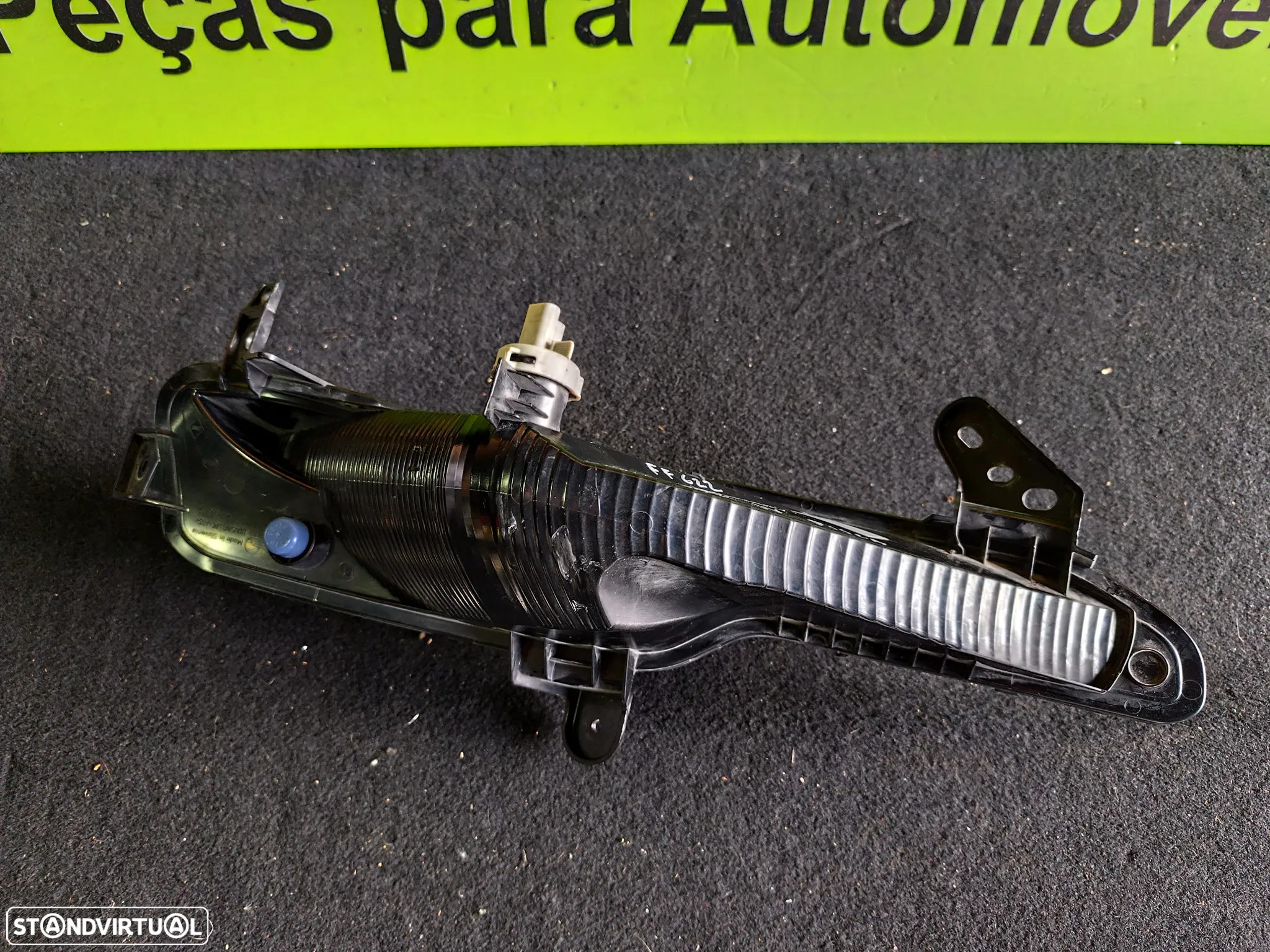 RENAULT MEGANE IV 4 FAROL PISCA DIREITO - FF622 - 8