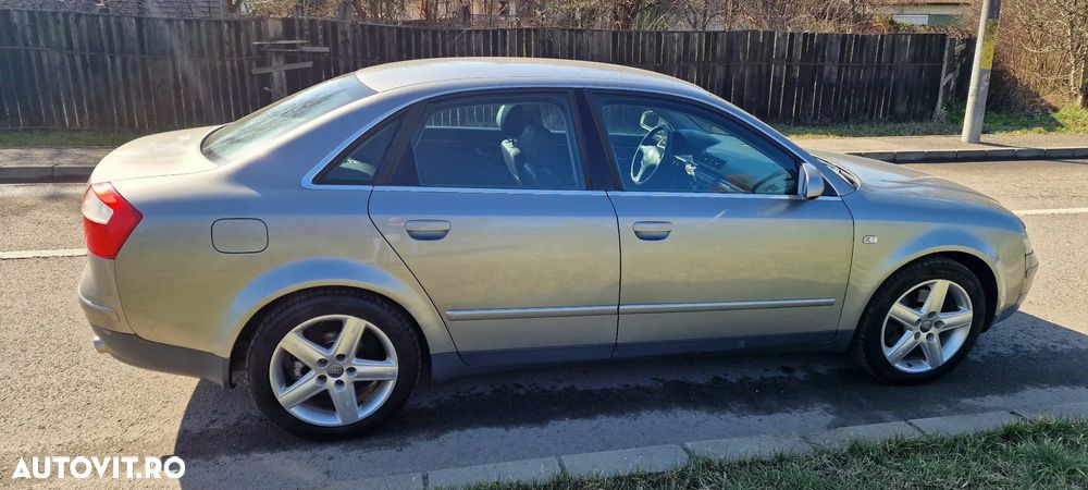 Audi A4 1.8 T quattro - 3