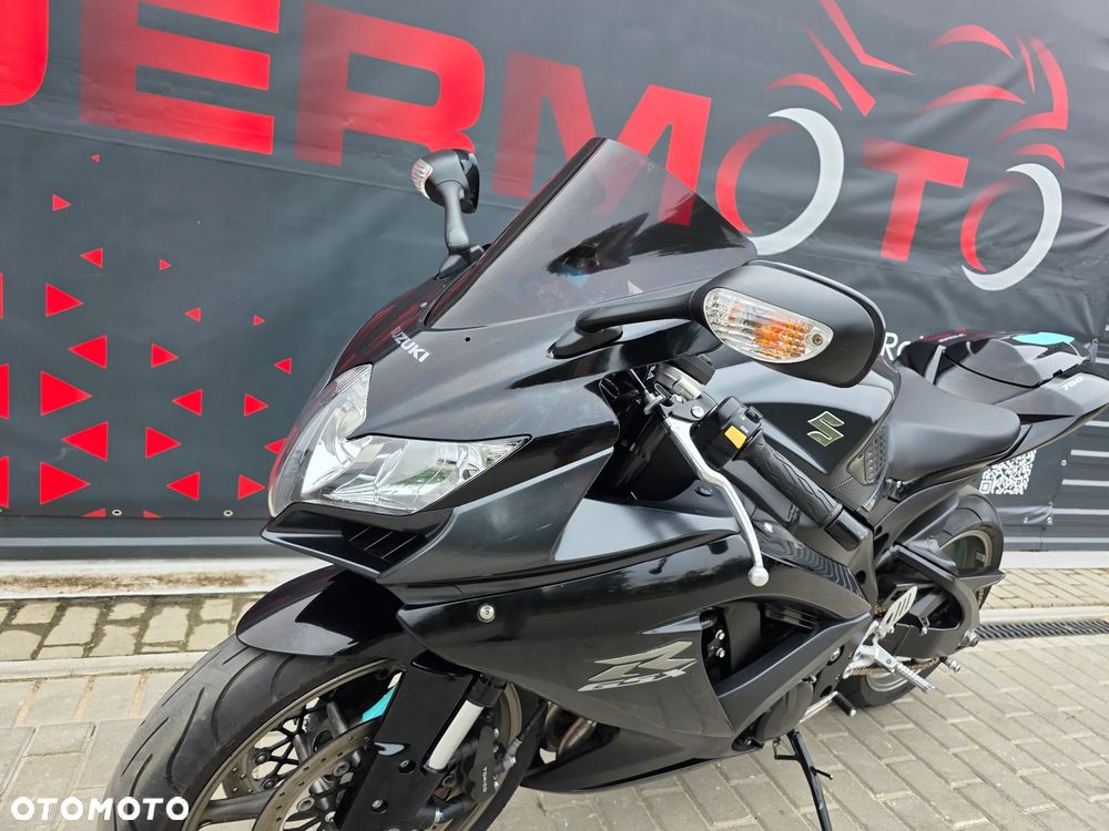 Suzuki GSX-R - 32