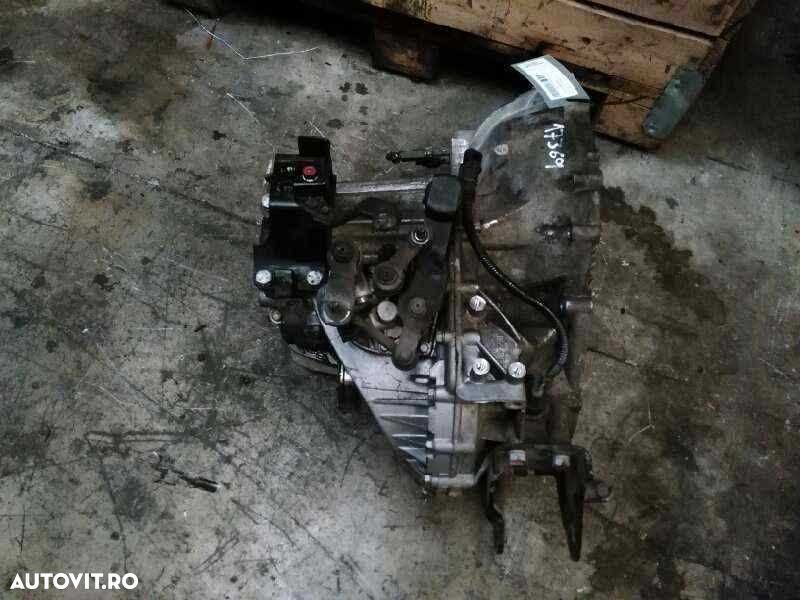 Cutie viteze Hyundai i30 2.0 CRDI; 6 Trepte; 2008~2016 - 1