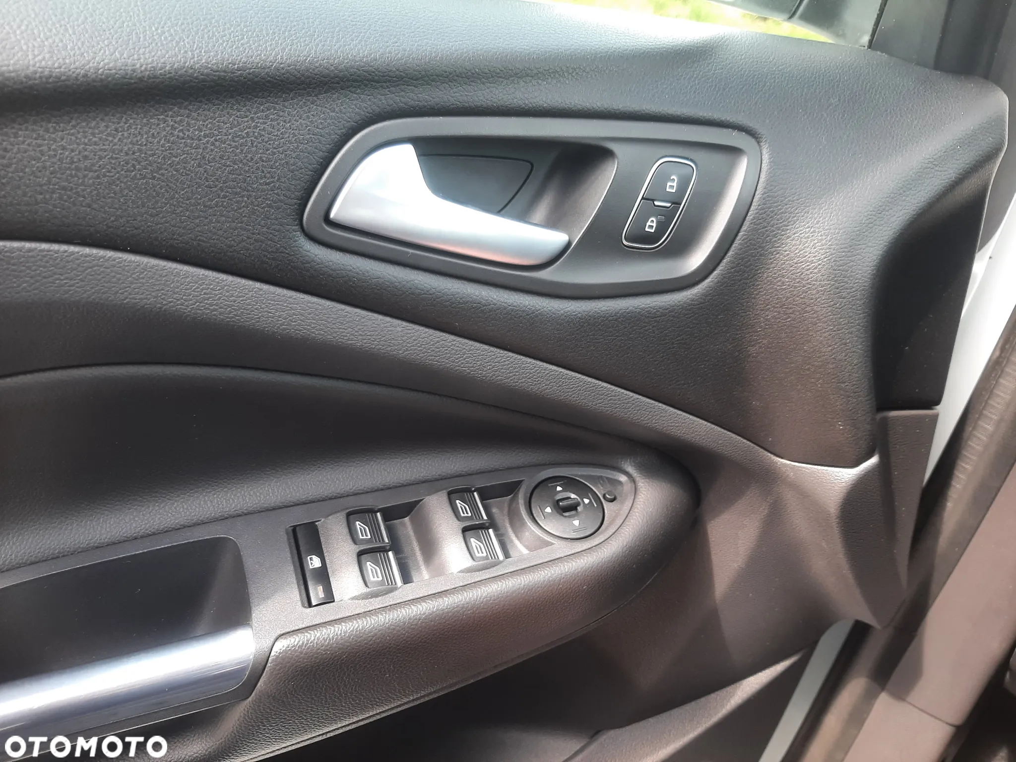 Ford Kuga 2.0 TDCi AWD ST-Line Black - 9