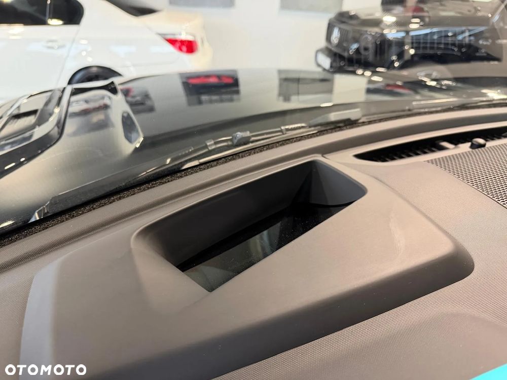 Land Rover Defender 5.0 P525 V8 - 19