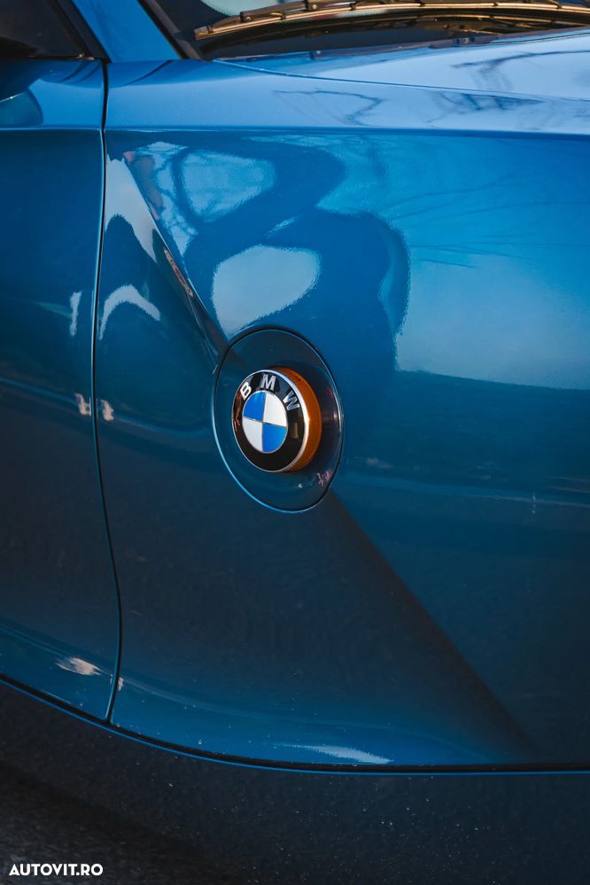 BMW Z4 2.5i - 18