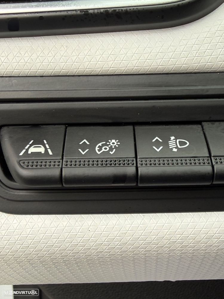 Renault Clio TCe 90 TECHNO - 21