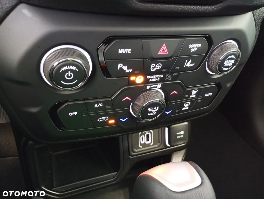 Jeep Renegade 1.5 T4 mHEV North Star FWD S&S DCT - 14