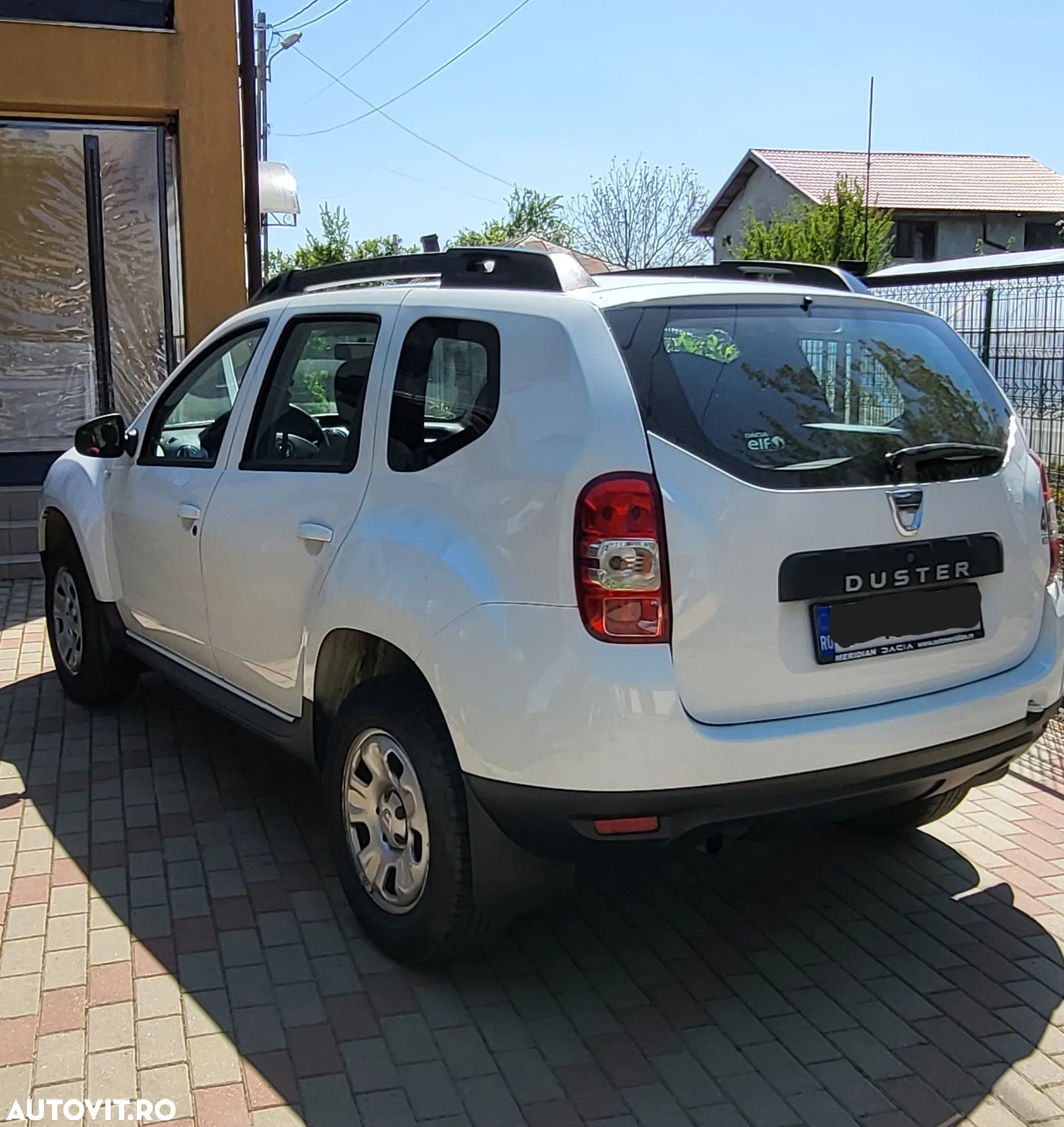 Dacia Duster 1.2 TCe 4x4 Laureate - 3