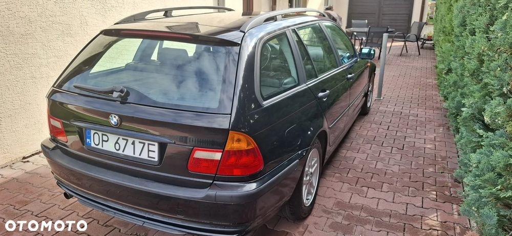 BMW Seria 3 316i Touring - 2